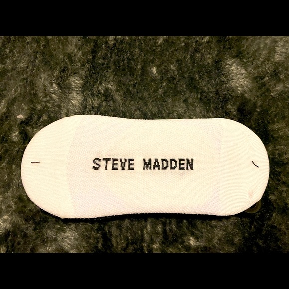 NWT 4 pairs of Steve Madden set of no show socks for flats 🥿 - Picture 1 of 6